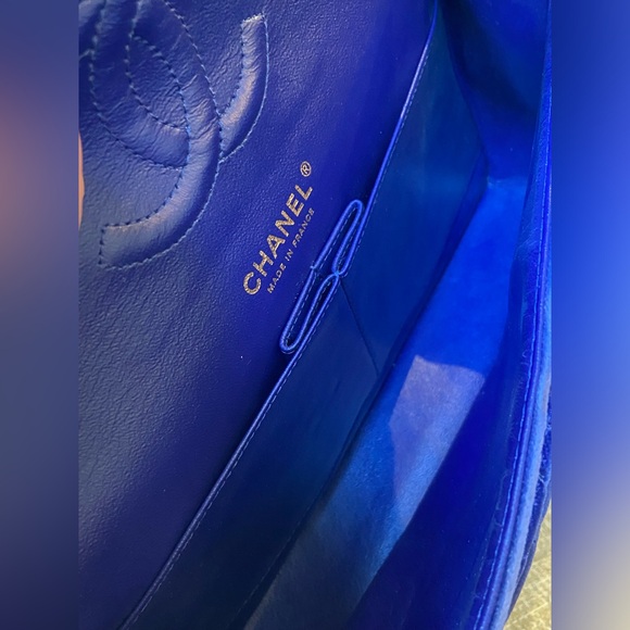 AUTH CHANEL VELVET VELOUR BLUE WITH GOLD HW CLASSIC DOUBLE FLAP CHAIN BAG m/l - Picture 16 of 16